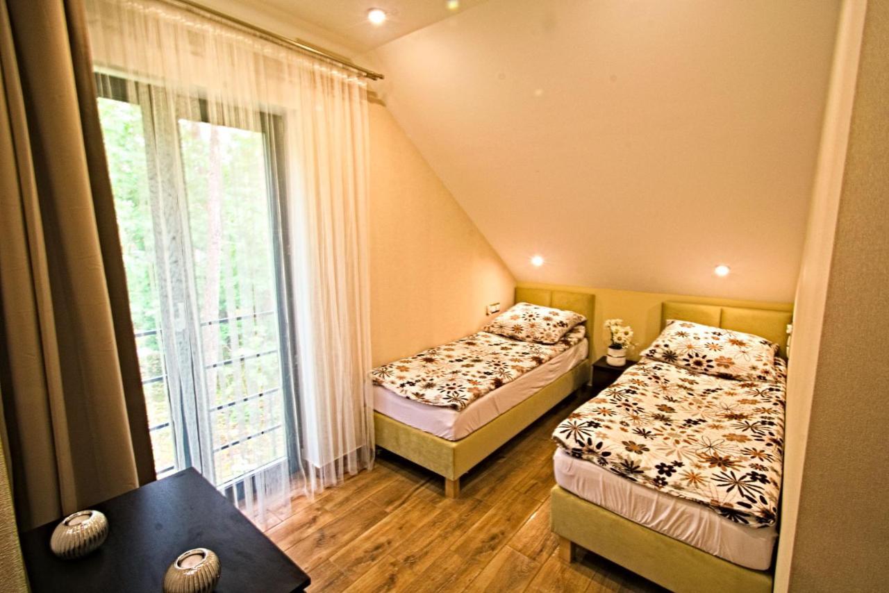 Daisy - Sunny Flowers Apartments Lukecin Exterior foto