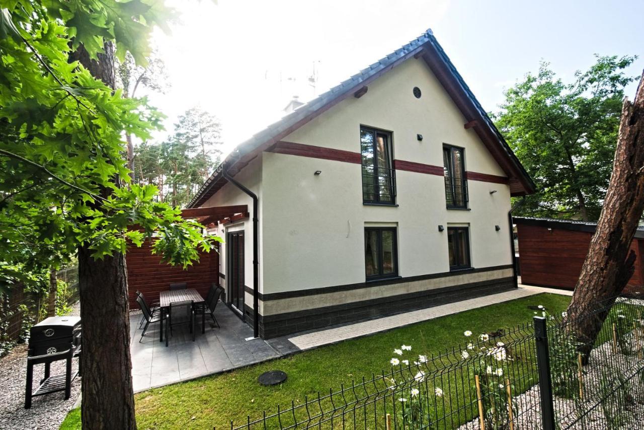 Daisy - Sunny Flowers Apartments Lukecin Exterior foto